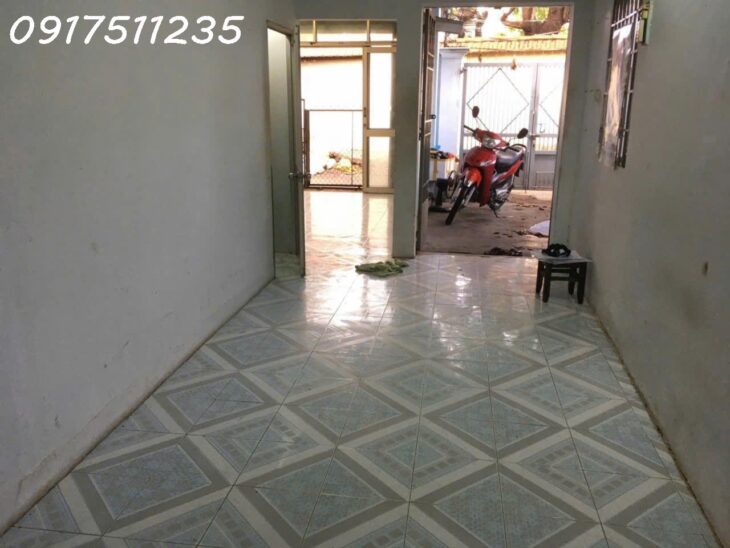 Bán nhà cấp 4 góc 2 mặt tiền gần ủy ban phường Hiệp Hoà 0917511235