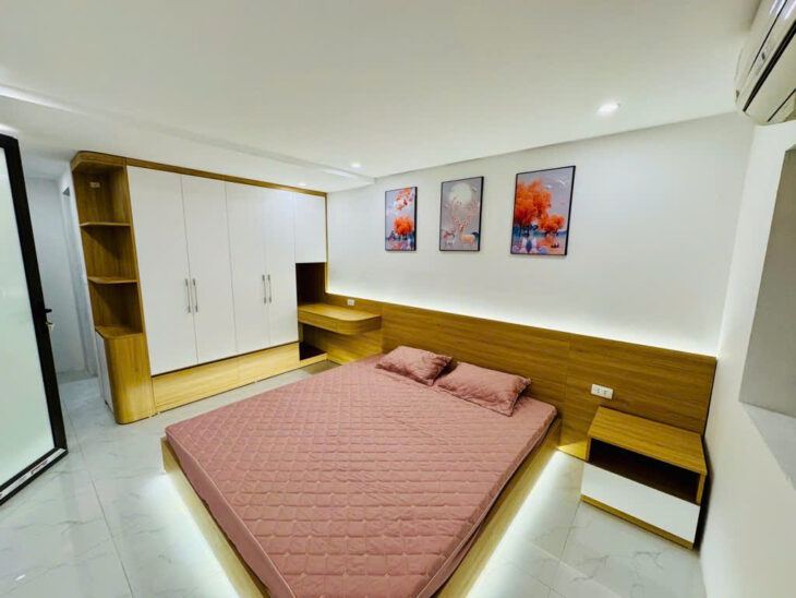 Bán Nhà Kim Ngưu Full Nội Thất 4 Tầng 3 Ngủ Giá 6.69 Tỷ Ngõ Thông Kinh Doanh