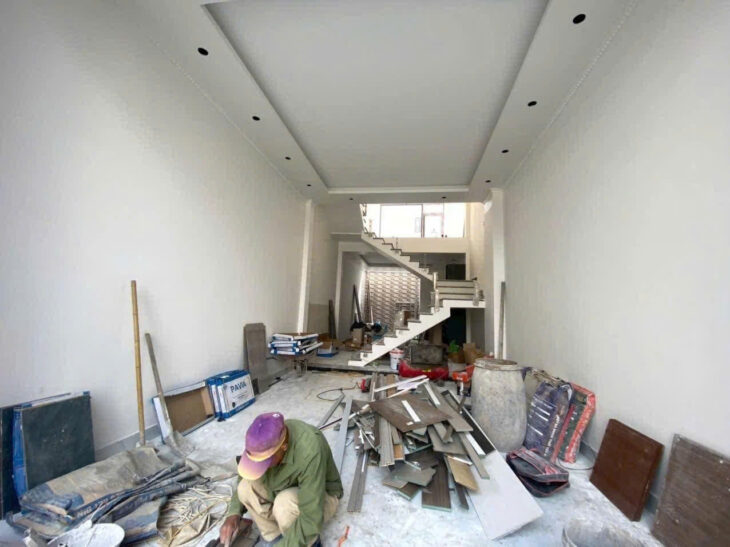 Bán nhà mới tinh, tuyến 2 Khúc Thừa Dụ, 83m 4 tầng, ô.tô đỗ trong nhà, Giá 4.45 tỉ