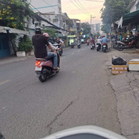 Nhà 2 Tầng Mặt tiền kinh doanh, Bùi Văn Ba, quận 7, 69M2, Chỉ 13,5 tỷ.