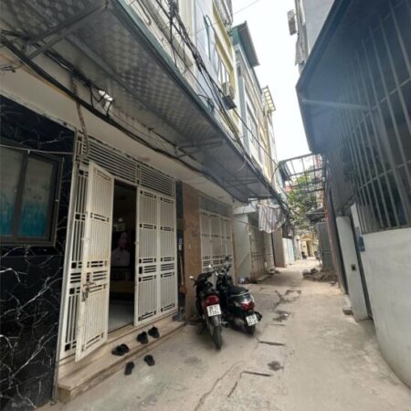 Bán nhà Phú Lãm-Hà Đông, ngõ nông, rộng, lô góc thoáng , DT 32m x 4T, MT 4.11m . Giá 4.75tỷ