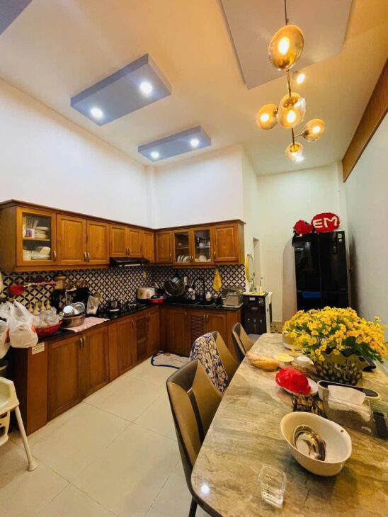 NGAY ĐẠI HỌC CÔNG NGHIỆP – 10M RA HẺM XE TẢI – 48M2 – 3 TẦNG ĐẸP – CHỈ HƠN 5 TỈ