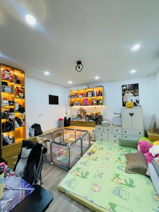 NGAY ĐẠI HỌC CÔNG NGHIỆP – 10M RA HẺM XE TẢI – 48M2 – 3 TẦNG ĐẸP – CHỈ HƠN 5 TỈ