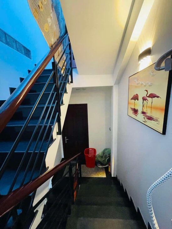 NGAY ĐẠI HỌC CÔNG NGHIỆP – 10M RA HẺM XE TẢI – 48M2 – 3 TẦNG ĐẸP – CHỈ HƠN 5 TỈ