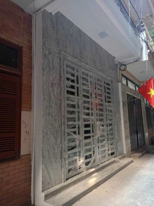PHÂN LÔ Ô TÔ VÀO NHÀ PHỐ THÁI HÀ – ĐỐNG ĐA – 40M2 x 4T – MT 4M – 13.2 TỶ -NHÀ SÁT PHỐ