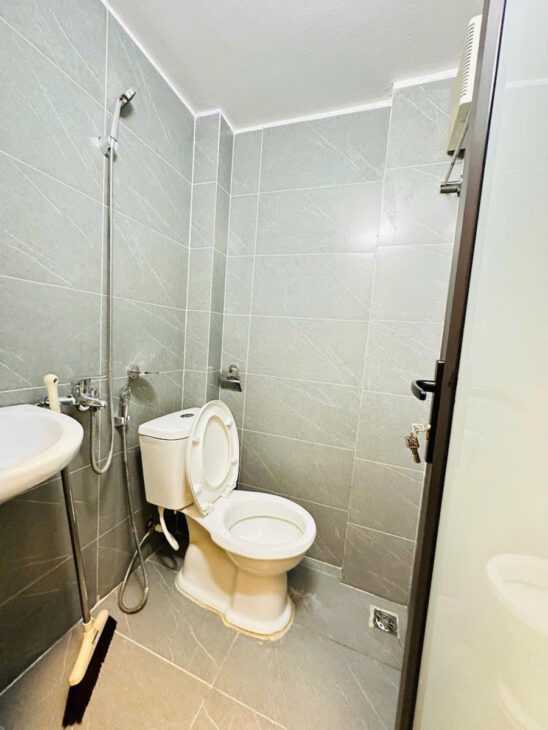 Bán nhà đẹp tại ngõ phố Lê Lợi trung tâm phố cổ Hà Đông nhà mới xây đẹp gần trường gần chợ, 3 tỷ 6