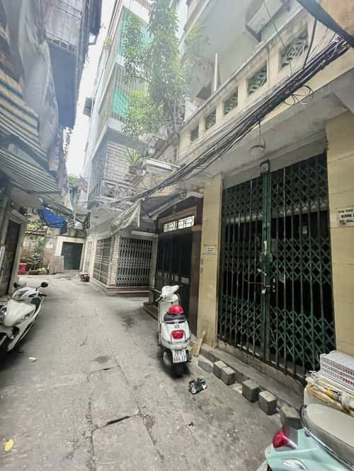 THỤY KHUÊ – TÂY HỒ – 40M2 x 3T – MT 3M – 5.2 TỶ – KD TẤP NẬP – GẦN PHỐ – Ô TÔ LÝ THUYẾT