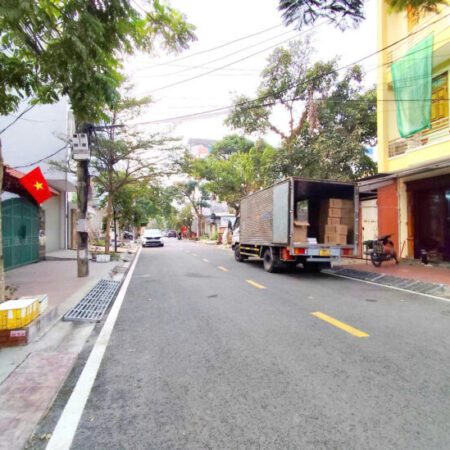 Đất mặt đường Đào Nhuận – Trại Lẻ, 90m2 MT 4.5m, đường 15m Giá 6.6 tỉ