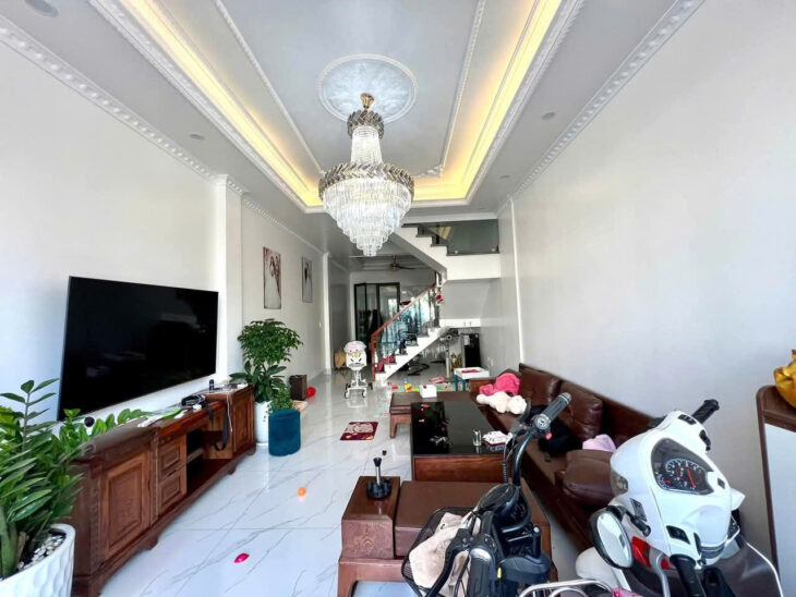 Phân lô Tái định cư A51 Vĩnh Niệm, 56m 4 tầng, Tây Bắc, đường 12m, Giá 6.25 tỉ