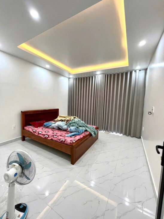 Phân lô Tái định cư A51 Vĩnh Niệm, 56m 4 tầng, Tây Bắc, đường 12m, Giá 6.25 tỉ