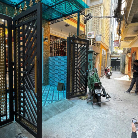 BÁN NHÀ THÁI THỊNH – ĐỐNG ĐA – 46M2 x 5T – MT 3.5M – 9.98 TỶ – LÔ GÓC – OTÔ DỪNG ĐỖ 24/7