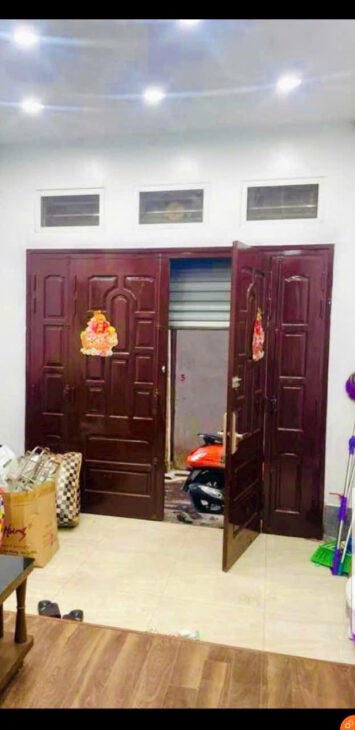 TÂY HỒ – 40M, OTO 10M – NỘI THẤT LUNG LINH – CHỈ NHỈNH 6 TỶ – SỔ ĐỎ HOA HẬU. 6,25 tỏi Âu Cơ