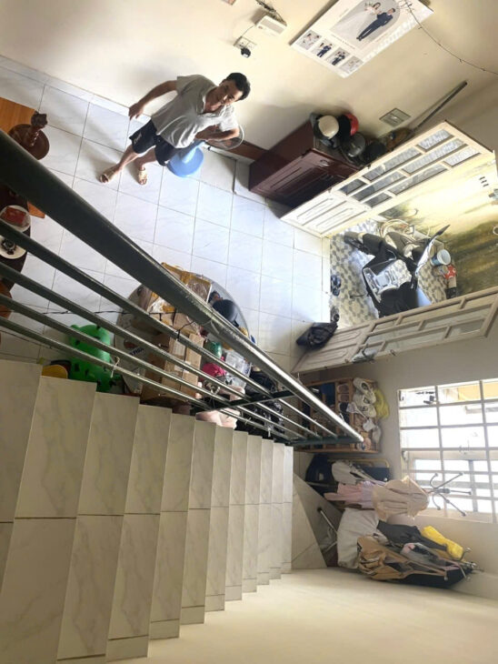 Nhà Nhỏ Xinh, HXH, Long Phước THủ Đức, DT 56m2 ( 4 x 15 ) 2 tầng, SHR, chỉ 2.8ty.