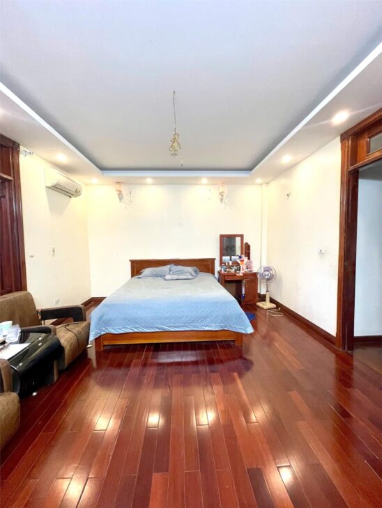 BÁN NHÀ VẠN PHÚC-HÀ ĐÔNG, Ô TÔ, THANG MÁY, NGÕ TO NHƯ PHỐ, DT 71M x 5T, MT 6M . GIÁ 18.5 TỶ