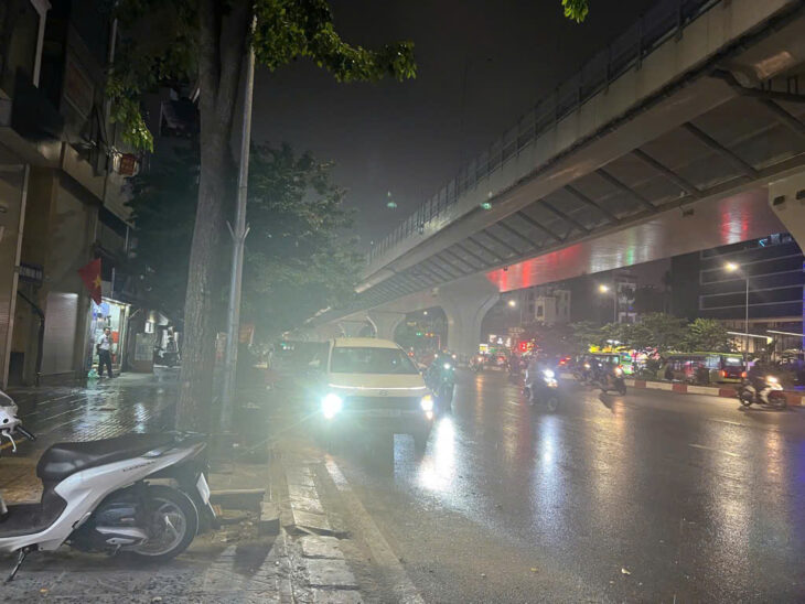 Bán nhà mặt phố Minh Khai, Hai Bà Trưng, 36m², 5 tầng, mặt tiền 3.4m 15.3 tỷ