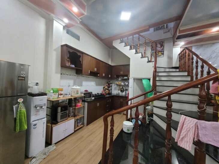 NHÀ 3 TẦNG CÁCH CẦU VƯỢT LINH XUÂN 100M,THỦ ĐỨC – 55M2,NGANG 6M NỞ HẬU 6.8 – 3 TẦNG, 4PN, 3WC – GIÁ