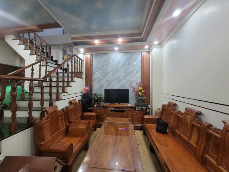 NHÀ 3 TẦNG CÁCH CẦU VƯỢT LINH XUÂN 100M,THỦ ĐỨC – 55M2,NGANG 6M NỞ HẬU 6.8 – 3 TẦNG, 4PN, 3WC – GIÁ