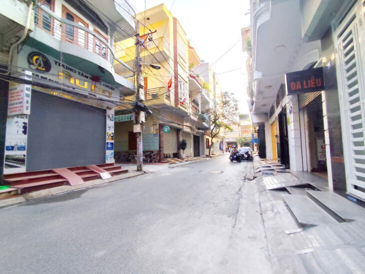 Bán nhà mặt ngõ 30 Ngô Gia Tự, 64m 3.5 tầng, đường 8m, Giá 6.3 tỉ gần Cầu Rào