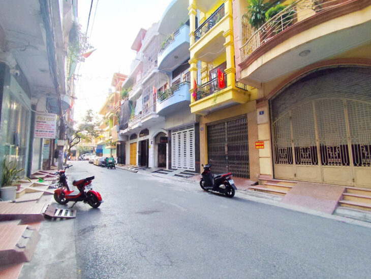 Bán nhà mặt ngõ 30 Ngô Gia Tự, 64m 3.5 tầng, đường 8m, Giá 6.3 tỉ gần Cầu Rào