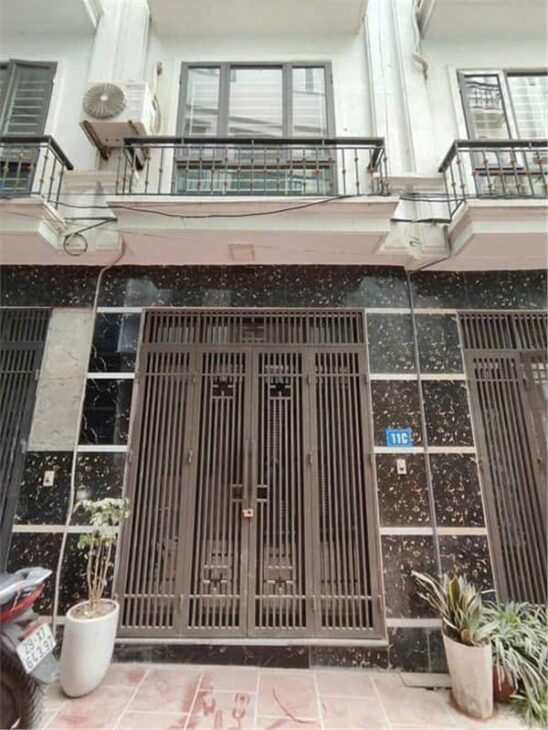 BÁN NHÀ PHỐ HÀ TRÌ-HÀ ĐÔNG, Ô TÔ ĐỖ GẦN, NGÕ 3 GÁC , DT 30m2 x 3T, MT 3m . GIÁ 5.9TỶ