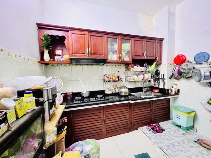 NHÀ ĐẸP 3 TẦNG – TÂN BÌNH – CẠNH HẺM XE HƠI – CHỈ NHỈNH 4 TỶ