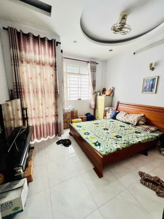 NHÀ ĐẸP 3 TẦNG – TÂN BÌNH – CẠNH HẺM XE HƠI – CHỈ NHỈNH 4 TỶ