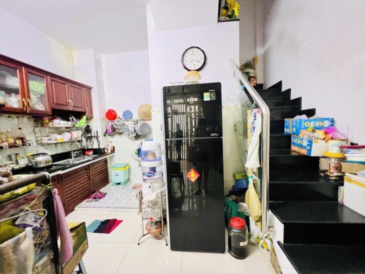 NHÀ ĐẸP 3 TẦNG – TÂN BÌNH – CẠNH HẺM XE HƠI – CHỈ NHỈNH 4 TỶ