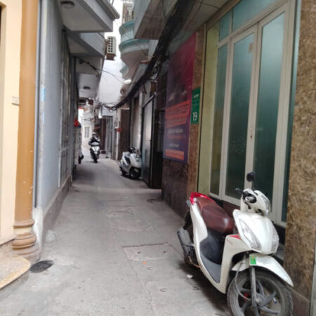 BÁN NHÀ TRẦN KHÁT CHÂN – HAI BÀ TRƯNG – DT 34M2 x 4T – MT 3.3M – 5.4 TỶ – Ô TÔ DỪNG ĐỖ 24/7