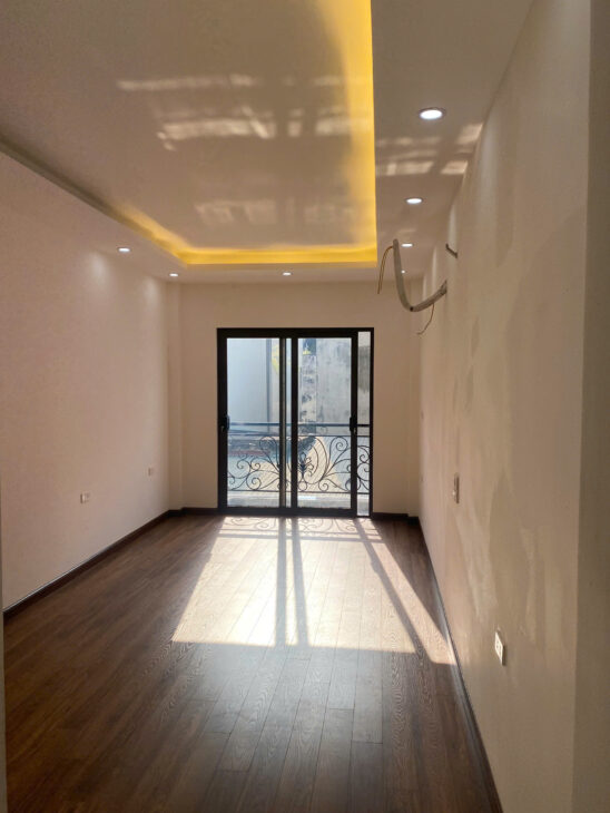 KIM GIANG – HOÀNG MAI – DTSĐ 30M2 x 5T – MT 3M – 6.65 TỶ – NGÕ Ô TÔ LÙI DỪNG ĐỖ NGÀY ĐÊM