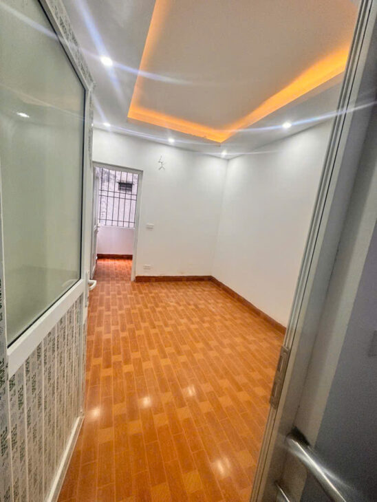 Bán Nhà Đông Thiên 23m 4 Tầng 3 Ngủ Giá 3.2 Tỷ Sổ Chung Phôi Riêng