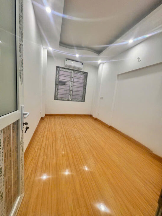 Bán Nhà Đông Thiên 23m 4 Tầng 3 Ngủ Giá 3.2 Tỷ Sổ Chung Phôi Riêng