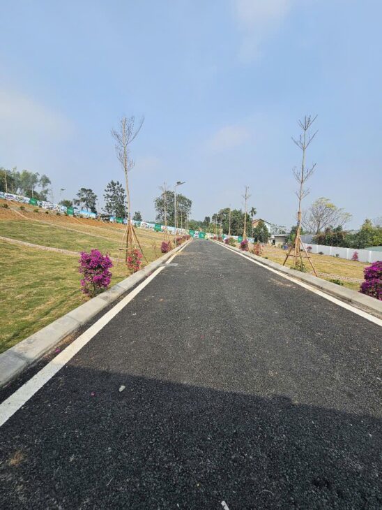 Bán đất du lịch nghỉ dưỡng đẹp nhất nhì Phú Mãn 3 mặt tiền giá rẻ 199m 4.2 tỷ