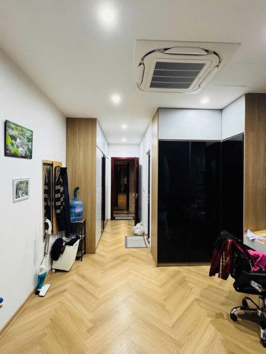 NHÀ ĐẸP PHỐ NGỌC LÂM, 55M2, 6 TẦNG, MẶT TIỀN 3.7M, 14.5 TỶ.LONG BIÊN.