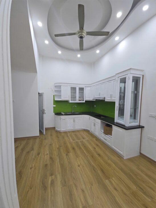 BÁN NHÀ VẠN PHÚC-HÀ ĐÔNG, Ô TÔ ĐỖ CỬA, , NGÕ NÔNG RỘNG , DT 40Mx 4T, MT 5M . GIÁ 9.4 TỶ