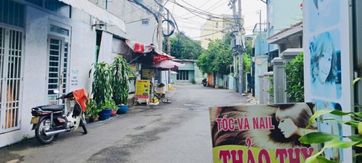 CẦN BÁN GẤP, Nhà Mặt Tiền, ngang 5m, DT 50m ( 5 x 10 ) x 3 tầng, Quận 2, giá chỉ 4 ty 45.