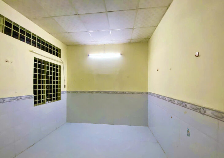 BÁN GẤP NHÀ, Đặng Văn Bi, Thủ Đức, DT 42m2 ( 4.4 x 9.5 ) Giá chỉ 3.1ty