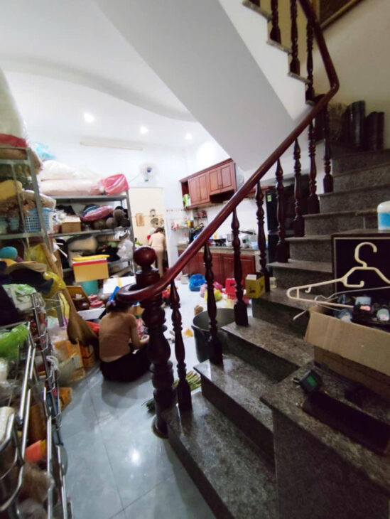 Nhà Đẹp 2 Tầng SHR Giá Chỉ 3 Tỷ 99 Hẻm Xe Hơi Tân Thới Hiệp Quận 12 Gần Gò Vấp