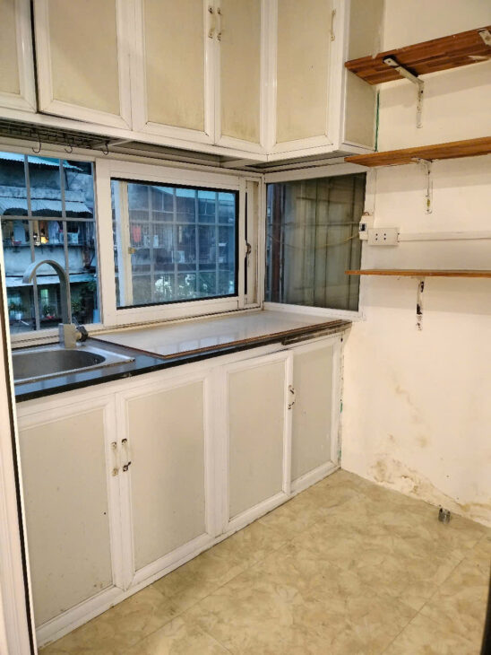 NGHĨA TÂN – CẦU GIẤY – DT 18M2 – T5 – MT 3M – 2.45TỶ – NGÕ THÔNG – Ô TÔ QUAY ĐẦU