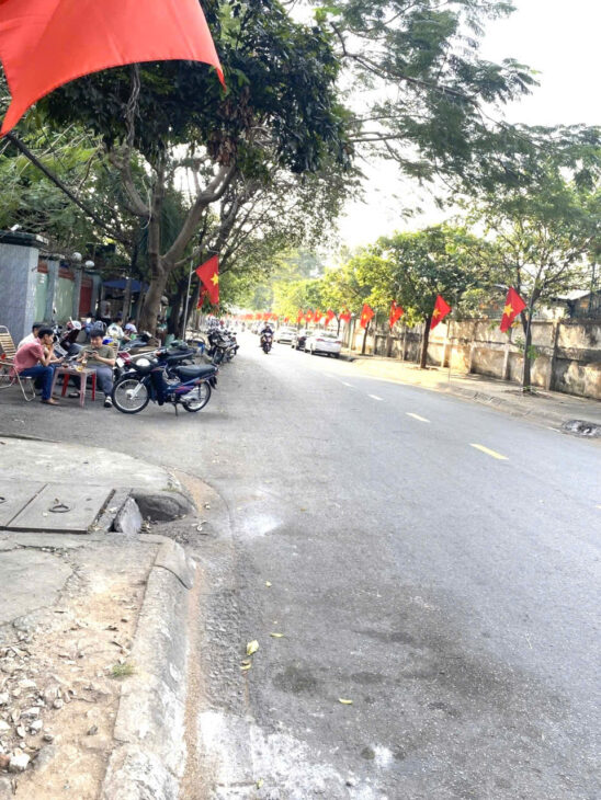 HẺM XE HƠI, NGANG 7M, DTSD 101m2, Hiệp Phú, Sát XLHN, Quận 9, chỉ 3 ty hơn