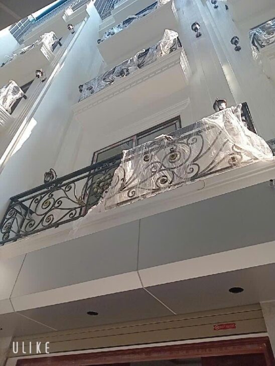 TRUNG TÂM – SÁT VINHOMES RIVERSIDE NGÕ RỘNG – NHÀ MỚI TINH-