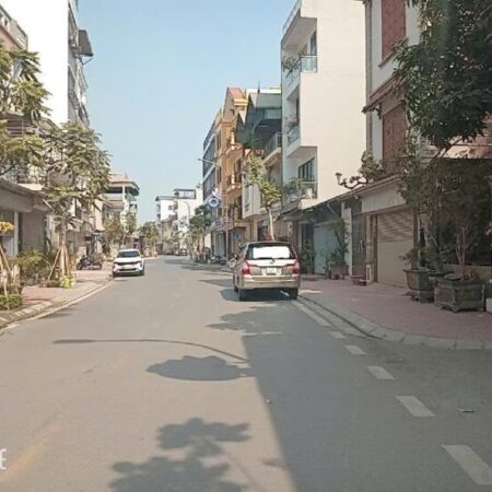 TRUNG TÂM – SÁT VINHOMES RIVERSIDE NGÕ RỘNG – NHÀ MỚI TINH-