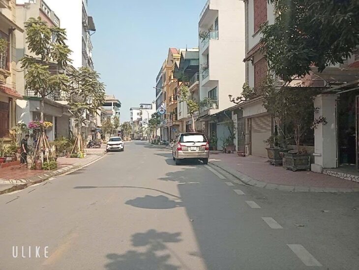 TRUNG TÂM – SÁT VINHOMES RIVERSIDE NGÕ RỘNG – NHÀ MỚI TINH-