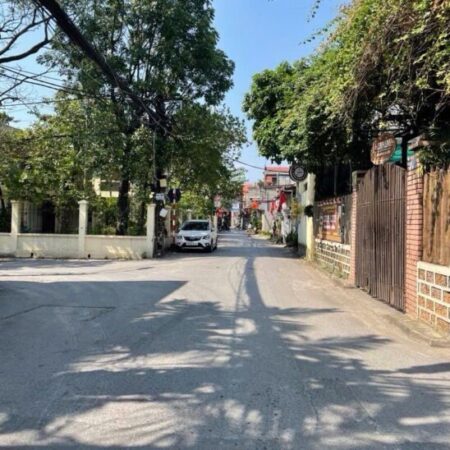 Hiếm – Lô Góc Ngõ Nông Gần Ô Tô – Thang máy