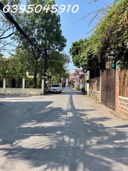 Hiếm – Lô Góc Ngõ Nông Gần Ô Tô – Thang máy