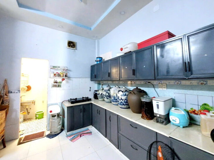 SOS Nhà Đẹp Mới về, Mặt Tiền KD, Q2, Dt 71m2 ( 4 x 16 ) x 3T, Mới ở ngay, Giá chỉ 7 ty hơn