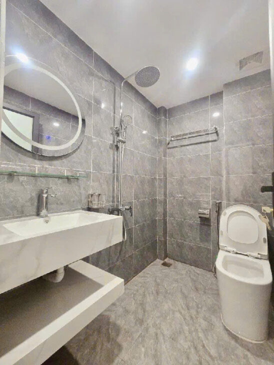 Bán Nhà Vũ Trọng Phụng 32m² 6.68 tỷ, nhà đẹp, phố sầm uất, kinh doanh nhỏ đỉnh cao