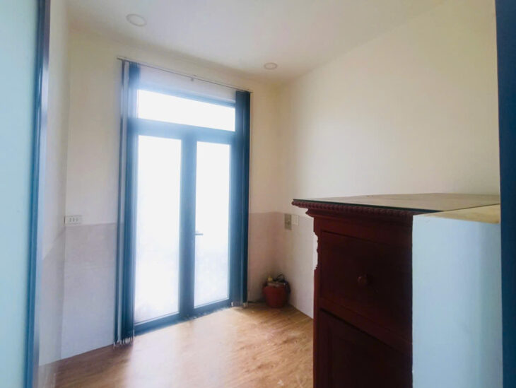 Cần Bán Gâp, Ngang khủng 10m2, Bán gấp, Kha Vạn Cân, Thủ Đức, Giá chỉ 8.35 ty.