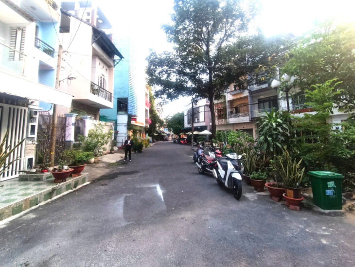 Cần Bán Gâp, Ngang khủng 10m2, Bán gấp, Kha Vạn Cân, Thủ Đức, Giá chỉ 8.35 ty.