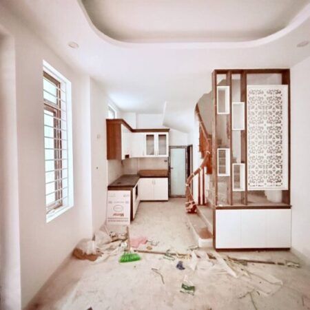 Bán nhà Đinh Công Hạ giá 5.5 tỷ, diện tích 31m2, 5 tầng, mặt tiền 4m