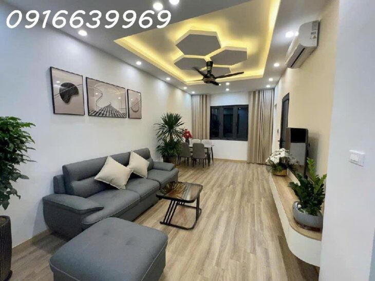 BÁN NHÀ ĐƯỜNG ĐÀO TẤN LINH LANG 40M2, Ô TÔ ĐỖ CỬA, NỘI THẤT NHẬP, CHỈ 7 TỶ!
